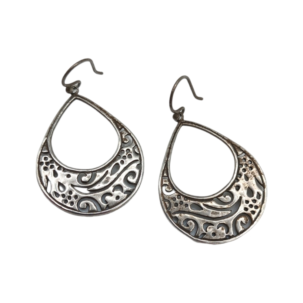 Silpada matte drop earrings